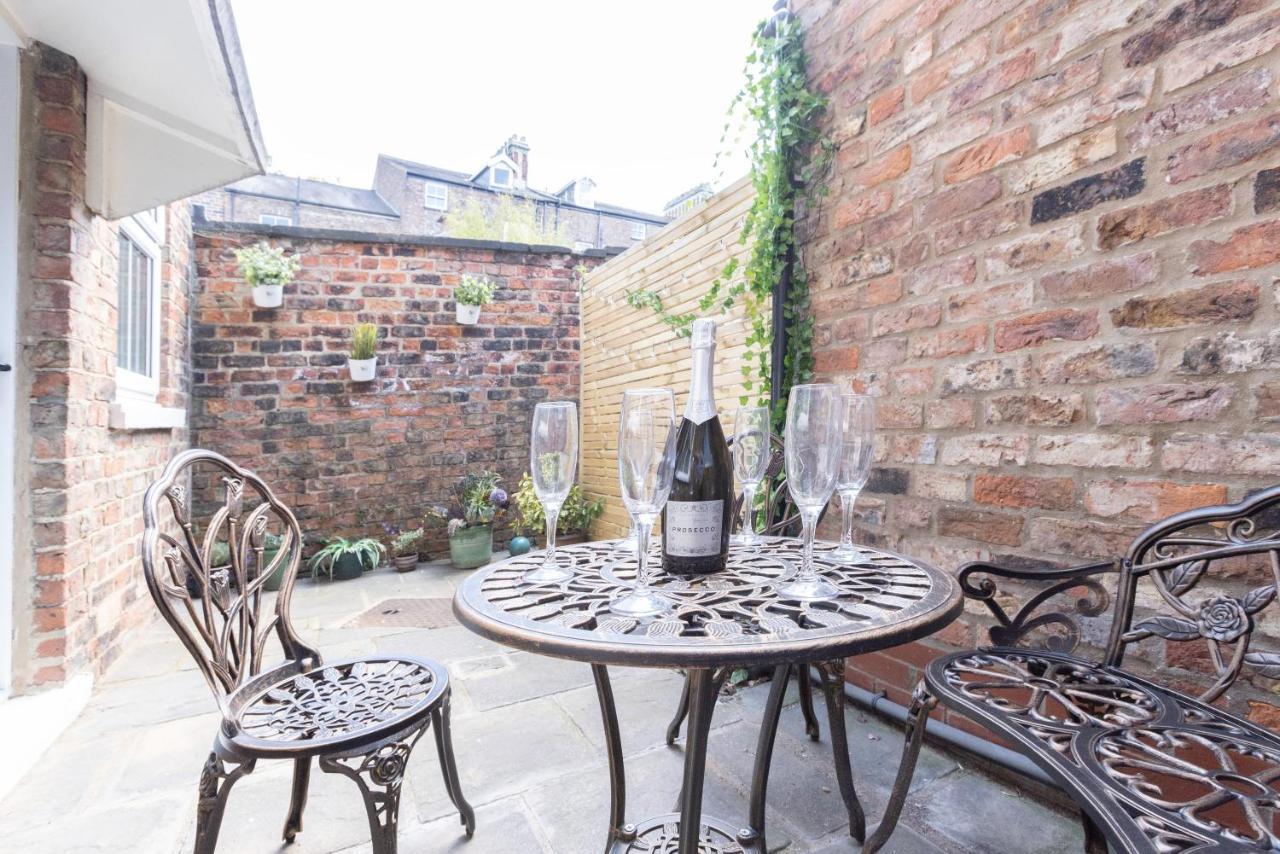 Bootham Apartment 32 - Free Parking - Five Minute Walk To York Minster Екстер'єр фото